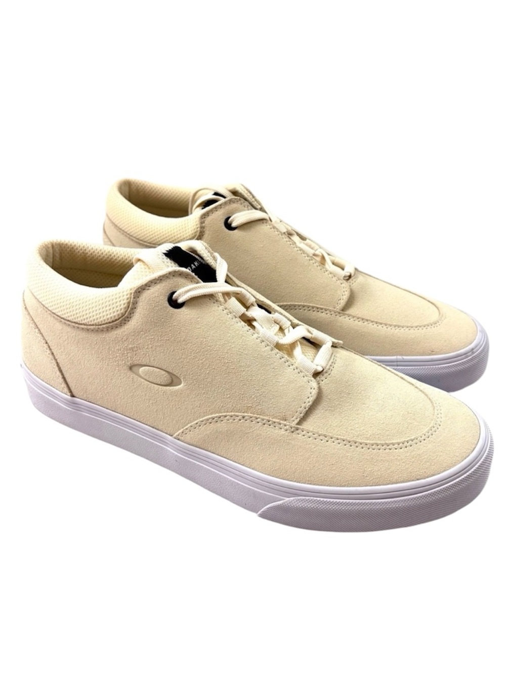 Oakley Banks Low Suede Arctic Creme Men's Lace Up Board Sneakers (Size 9)